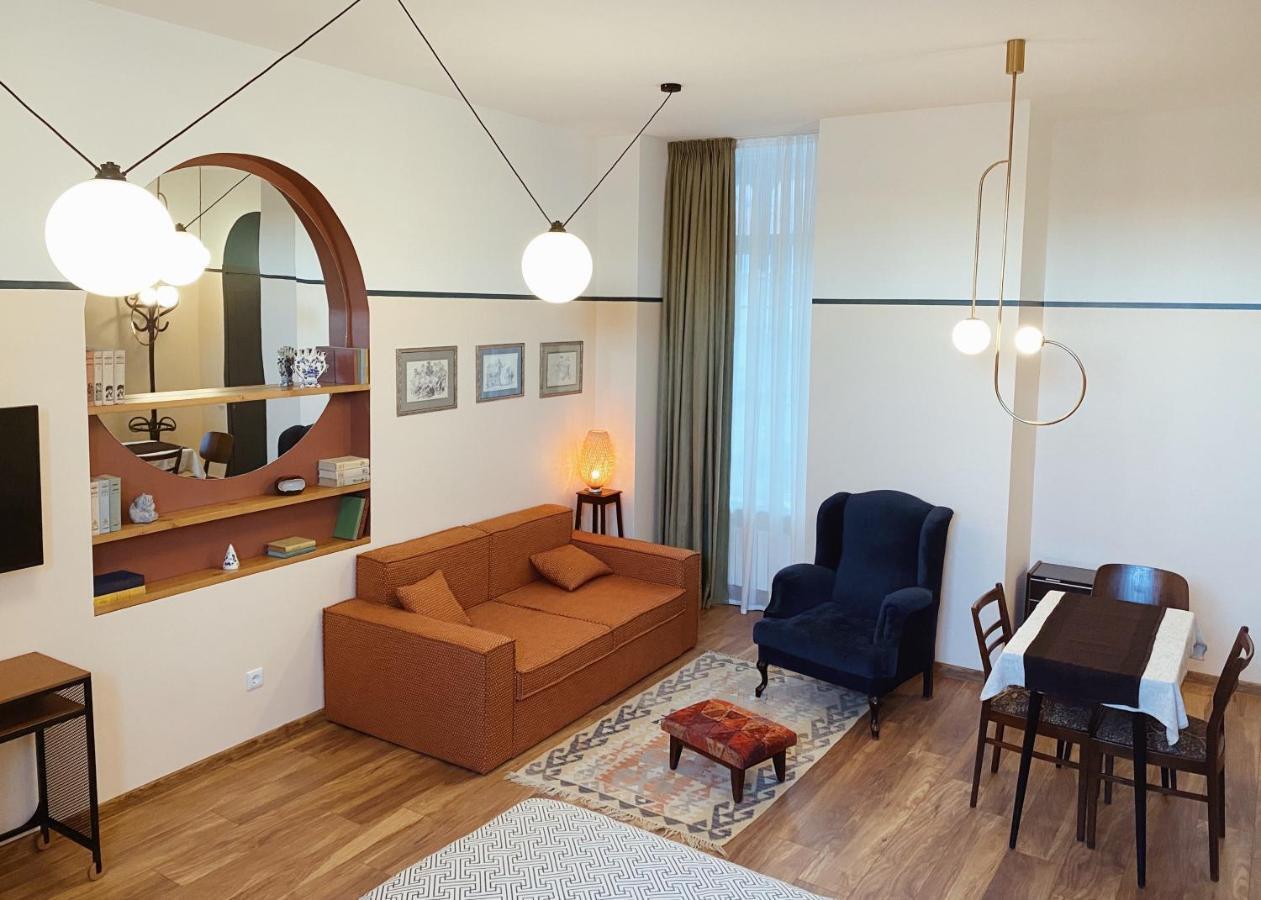 Cozy Baity Tbilisi Apartamento Exterior foto