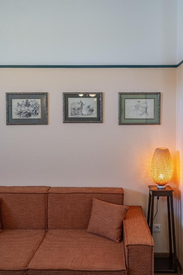 Cozy Baity Tbilisi Apartamento Exterior foto